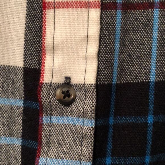 NorthwestโTerritoryย XL Button Front White Black Blue Red PlaidโShirt - Picture 12 of 12